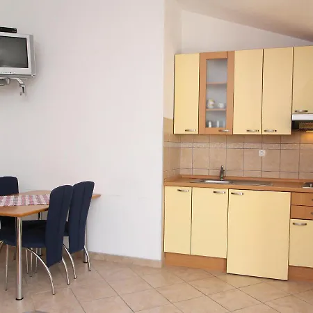 Apartment Inoma-2 马卡尔斯卡