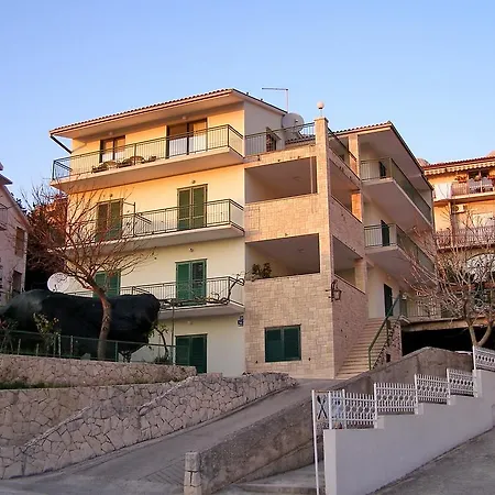 Apartment Inoma-2